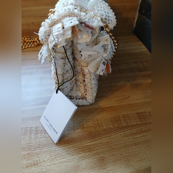 FOR SWAG SHOW ONLY Kurt Geiger NWT White Crochet & Lace Kensington & Dustbag - Picture 7 of 10